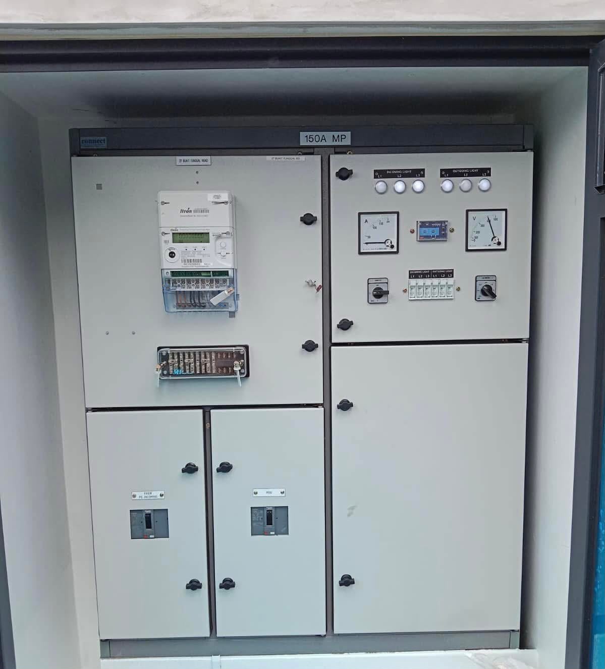 Completed 150A electrical distribution switchboard installation